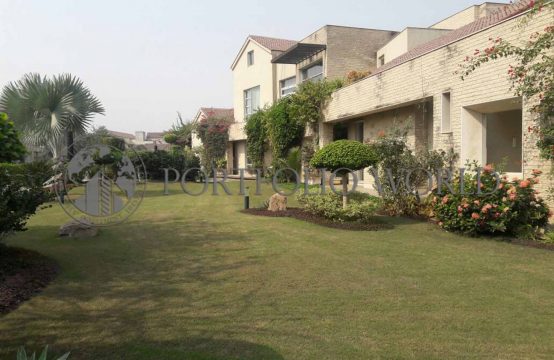 4.5 KANAL DOUBLE STORY FARM HOUSE ON PRIME LOCATION OF BADIAN ROAD LAHORE